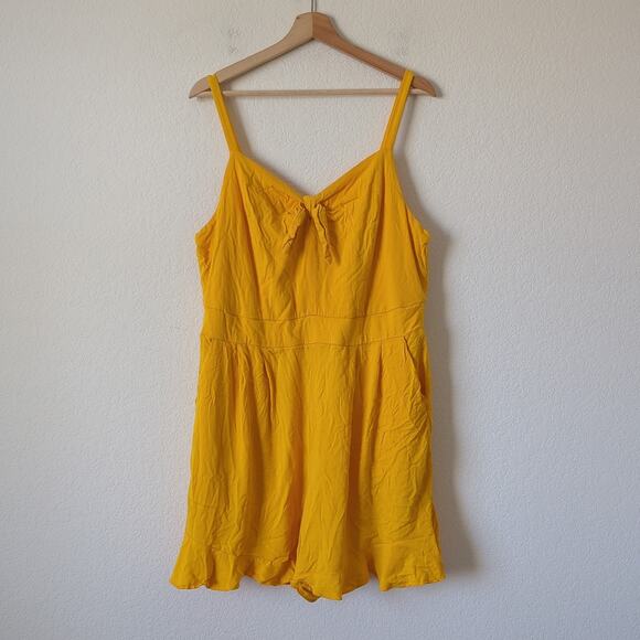 Torrid Romper Womens 2 2X Yellow Sunshine Bright Tie Front Pockets Ruffle Smock - Picture 5 of 8